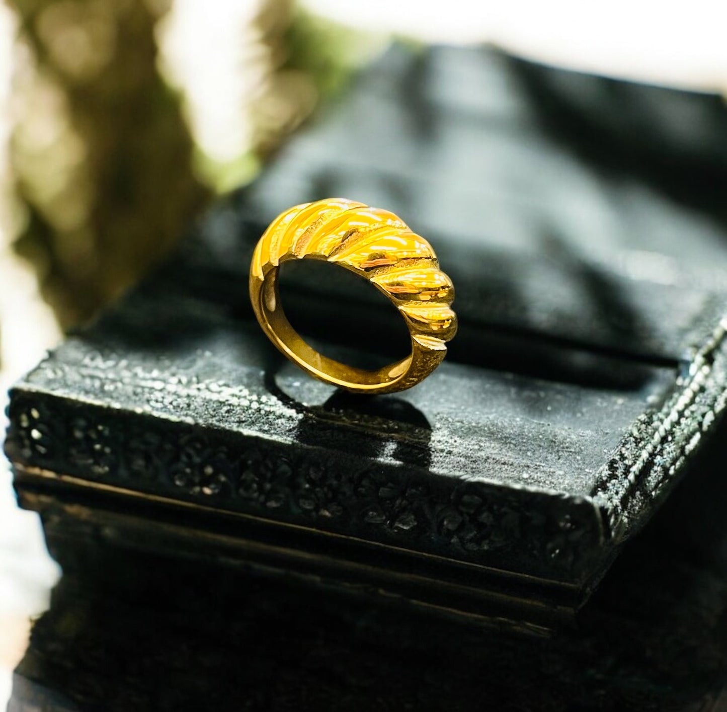 Anello Croissant