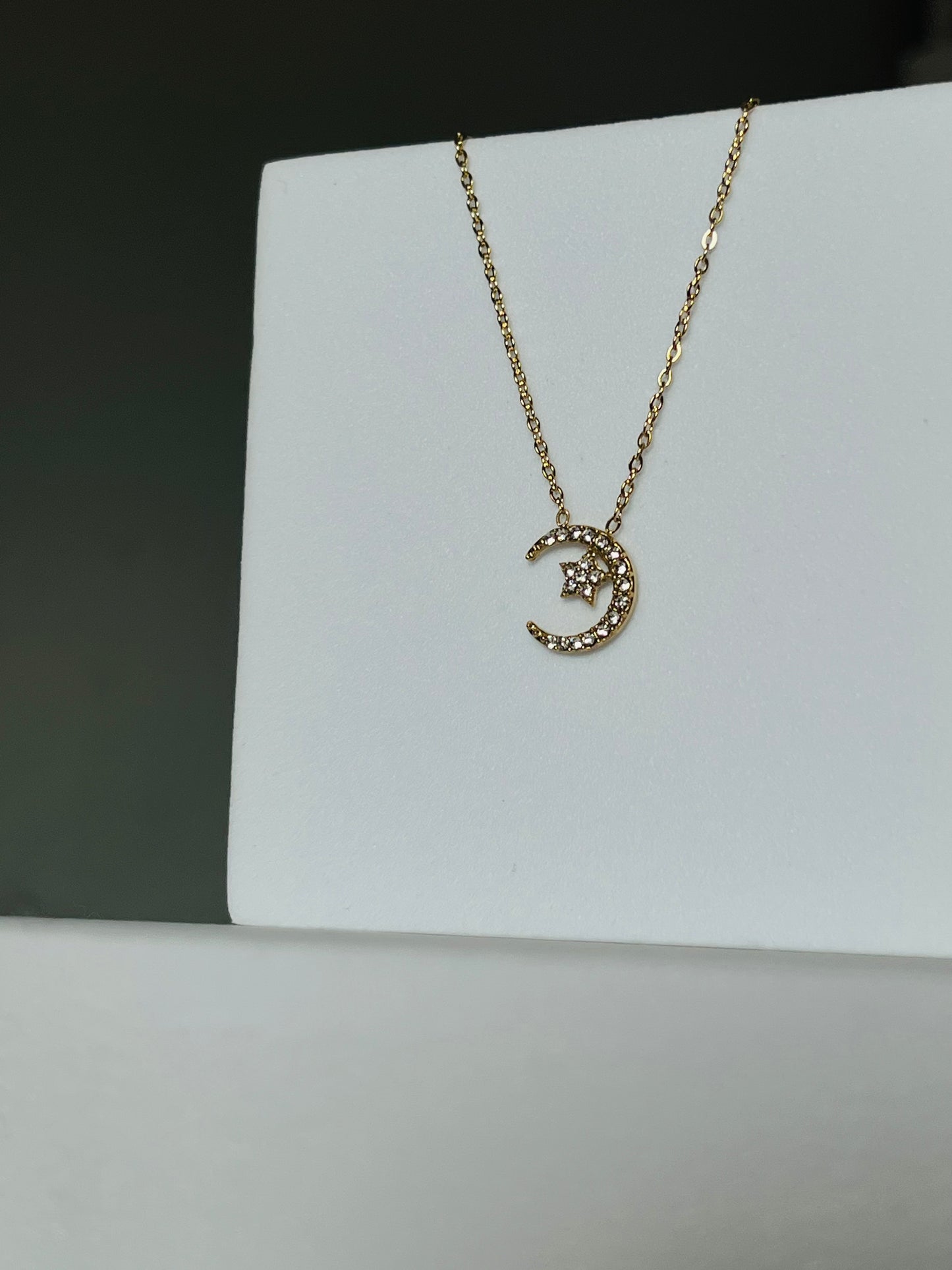 Collana Moon Pavé