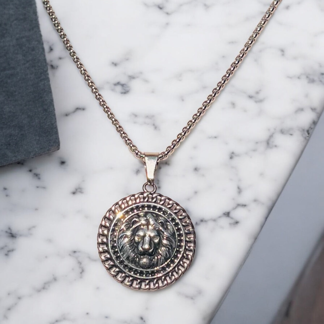 Collana LION