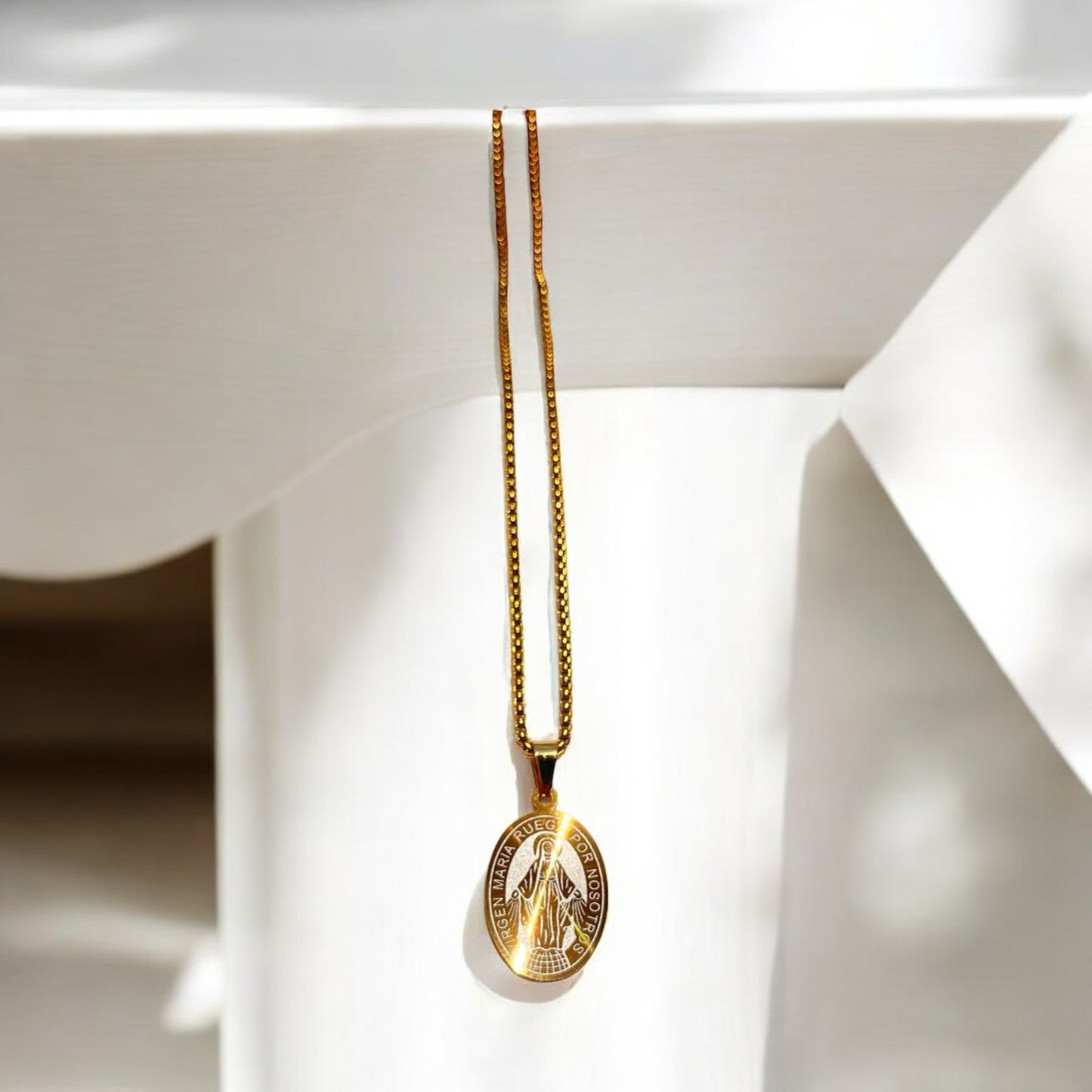 Collana MADONNA