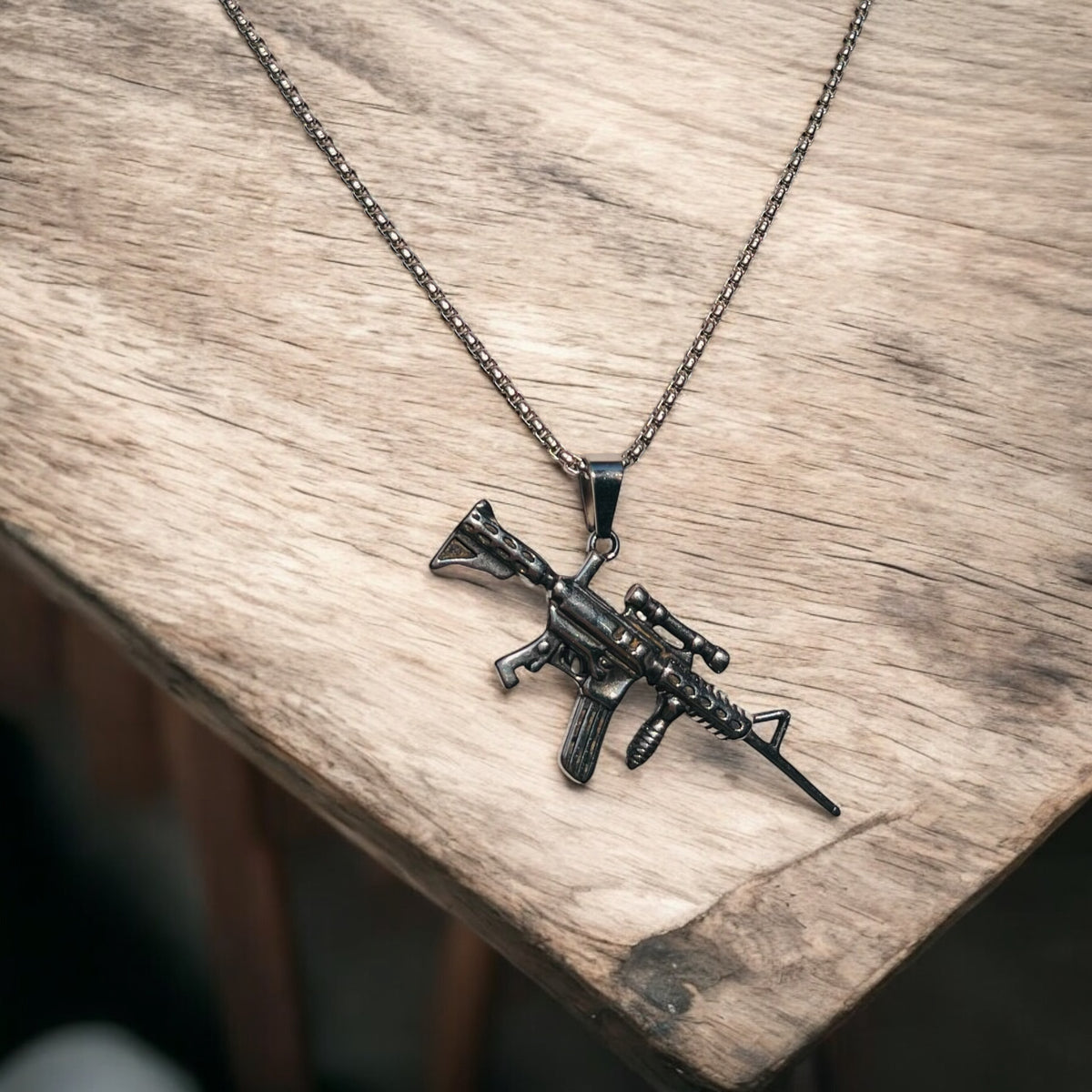 Collana kALASHNIKOV