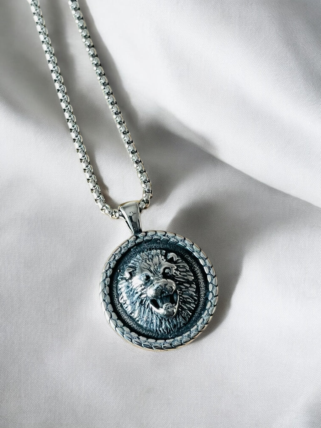 Collana Lupo