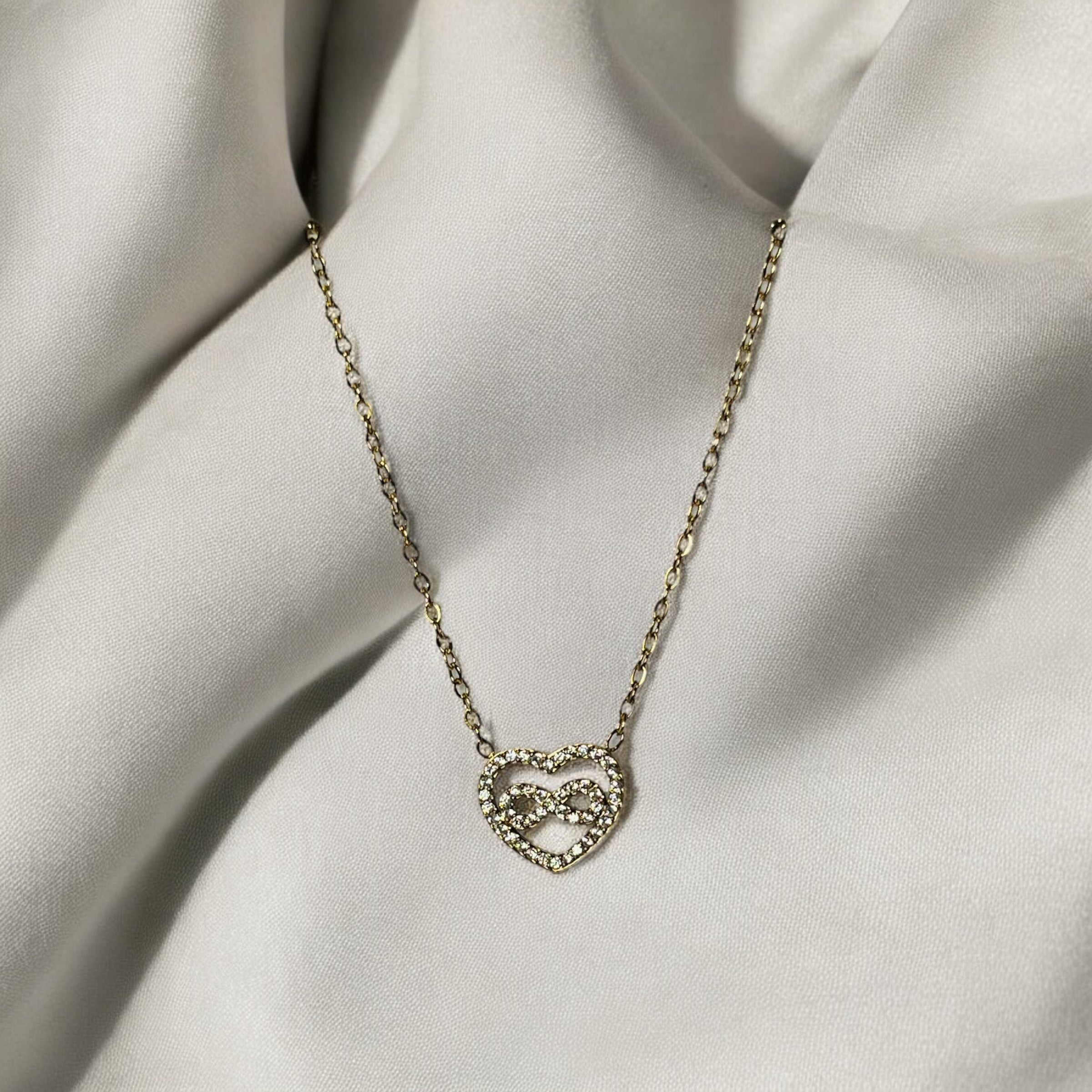 Collana Cuore Infinito