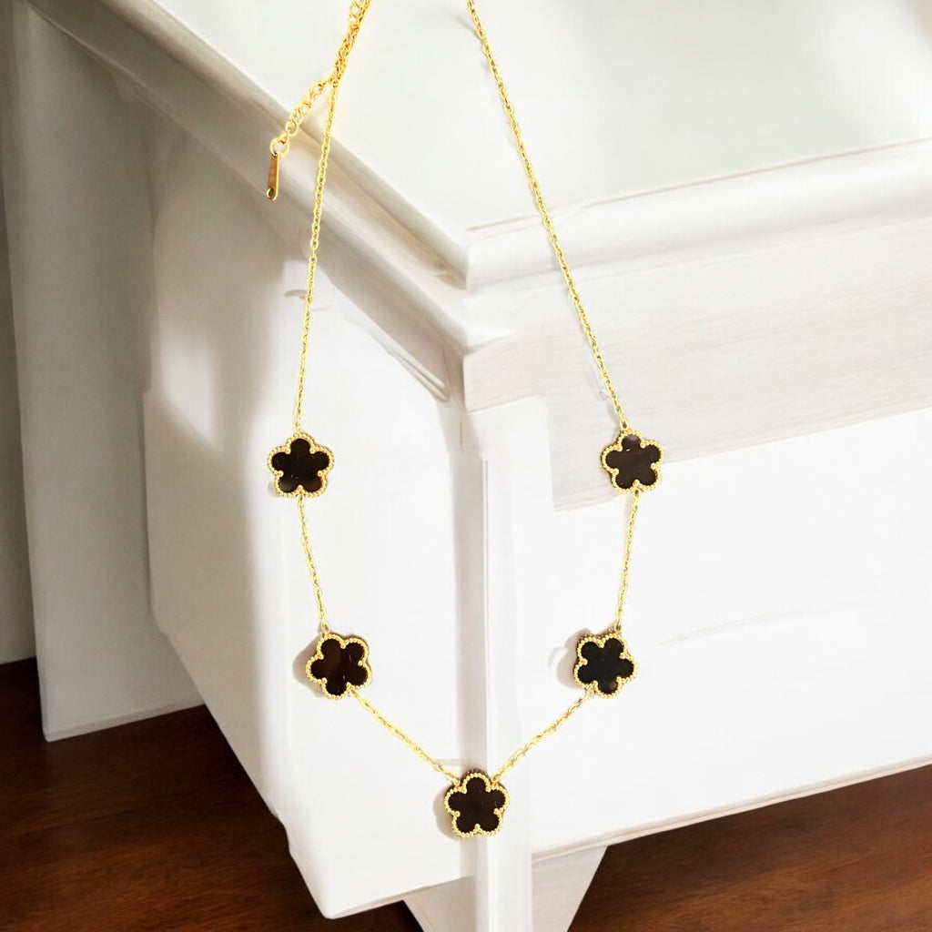 Collana Flowers