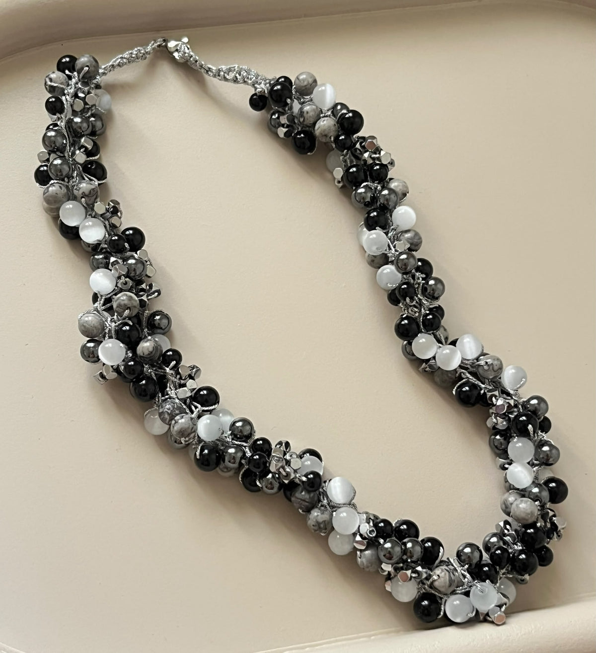 Collana Notte